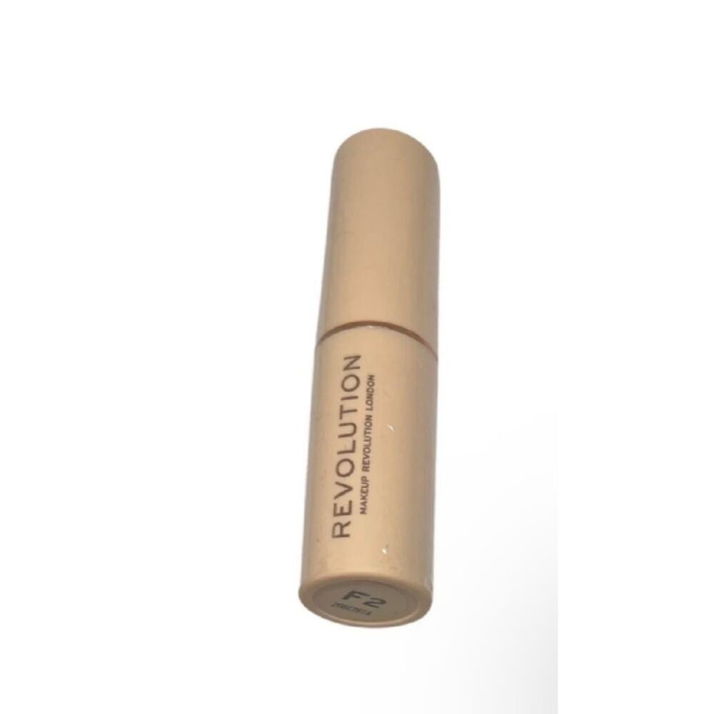 Makeup Revolution Beauty Fast Base Stick Foundation F2 - Picture 4 of 6